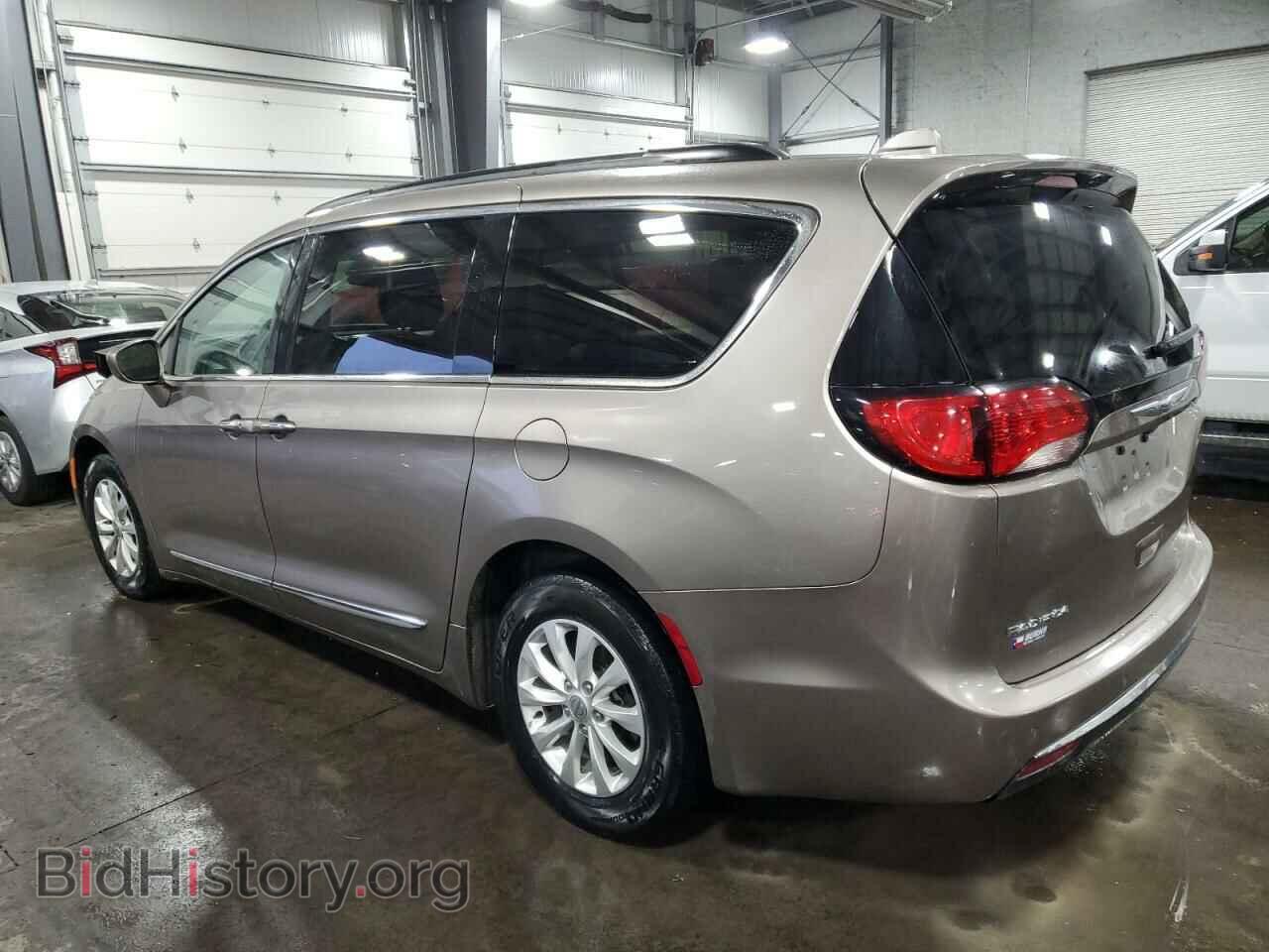 2017 CHRYSLER PACIFICA - VIN: 2C4RC1BG1HR534737 - Photo 2
