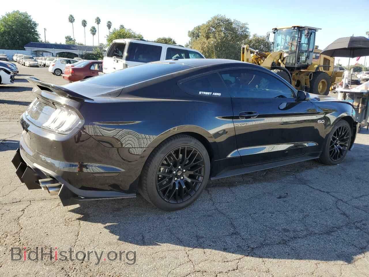 2019 FORD MUSTANG - VIN: 1FA6P8CF2K5193557 - Фото 3