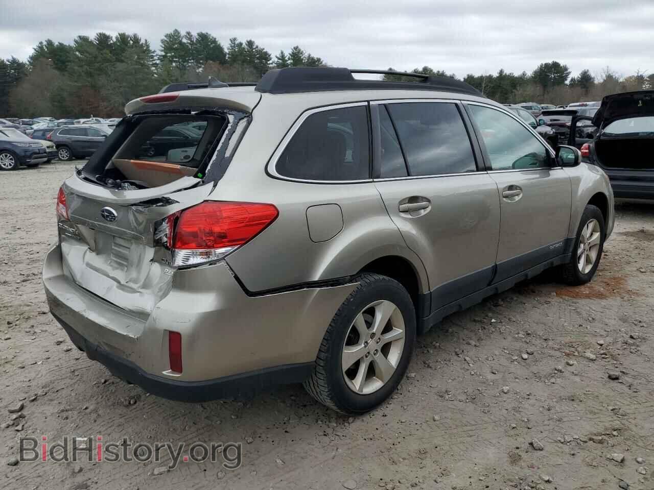 2014 SUBARU OUTBACK - VIN: 4S4BRBLC0E3313468 - Фото 3