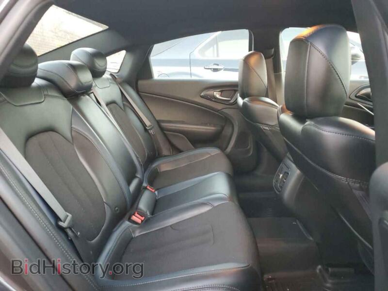 2015 Chrysler 200 (VIN 1C3CCCBB6FN721203) — photo 10 of 13