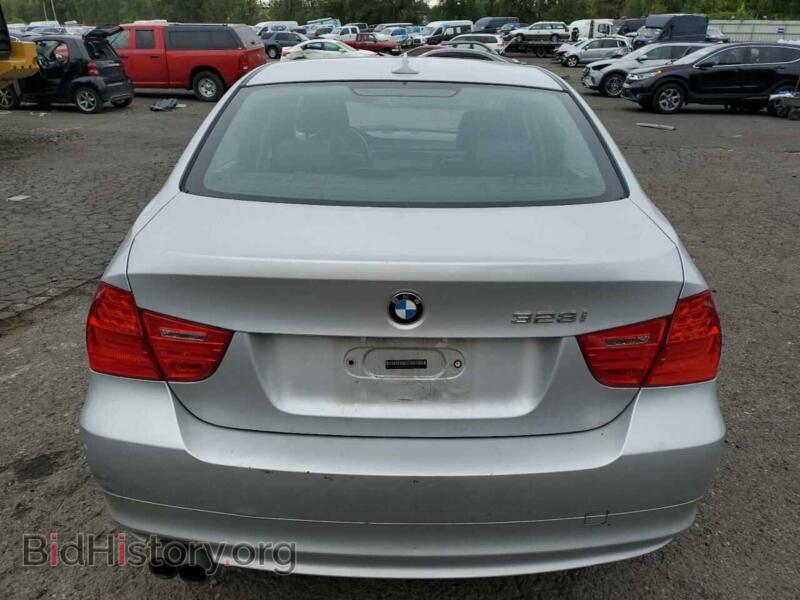 2011 BMW 3 SERIES (VIN WBAPK5C51BA994634) — фото 6 из 12