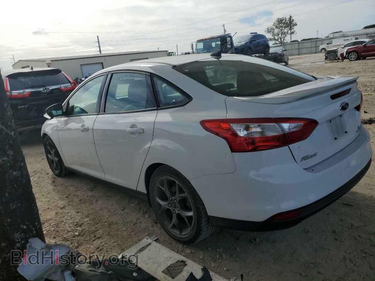 2014 FORD FOCUS - VIN: 1FADP3F27EL296637 - Photo 2