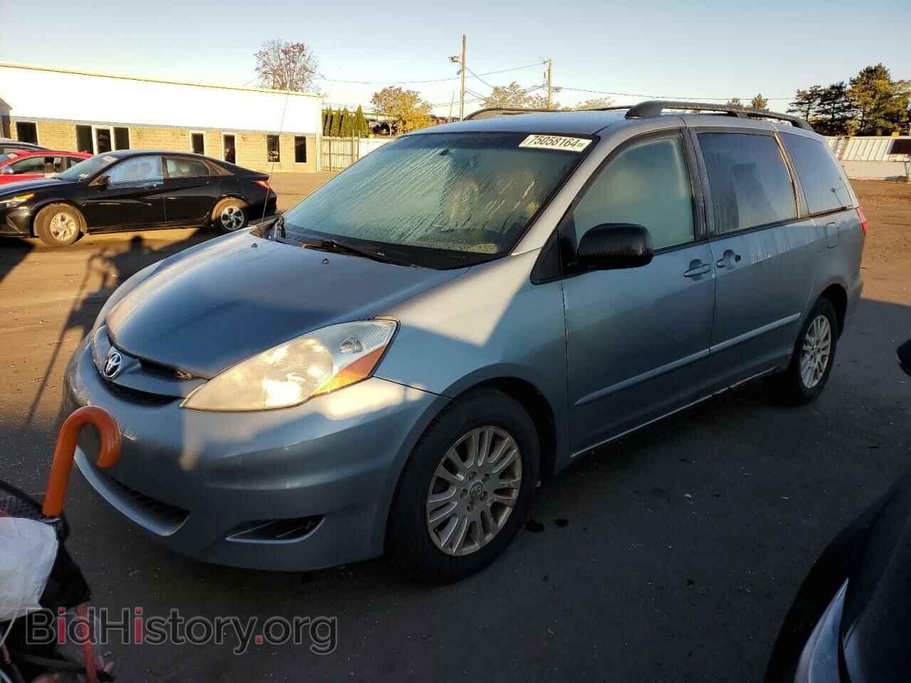 Photo 5TDBK23C78S009646 - TOYOTA All Models 2008