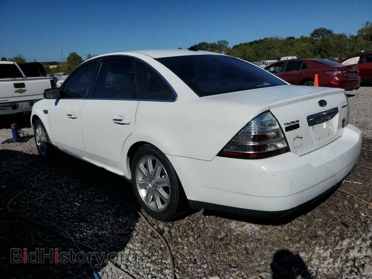 2008 FORD TAURUS - VIN: 1FAHP25W78G115887 - Фото 2