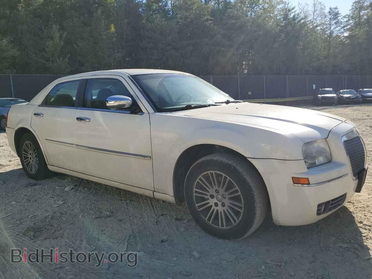 2010 CHRYSLER 300 - VIN: 2C3CA1CV6AH281214 - Фото 4