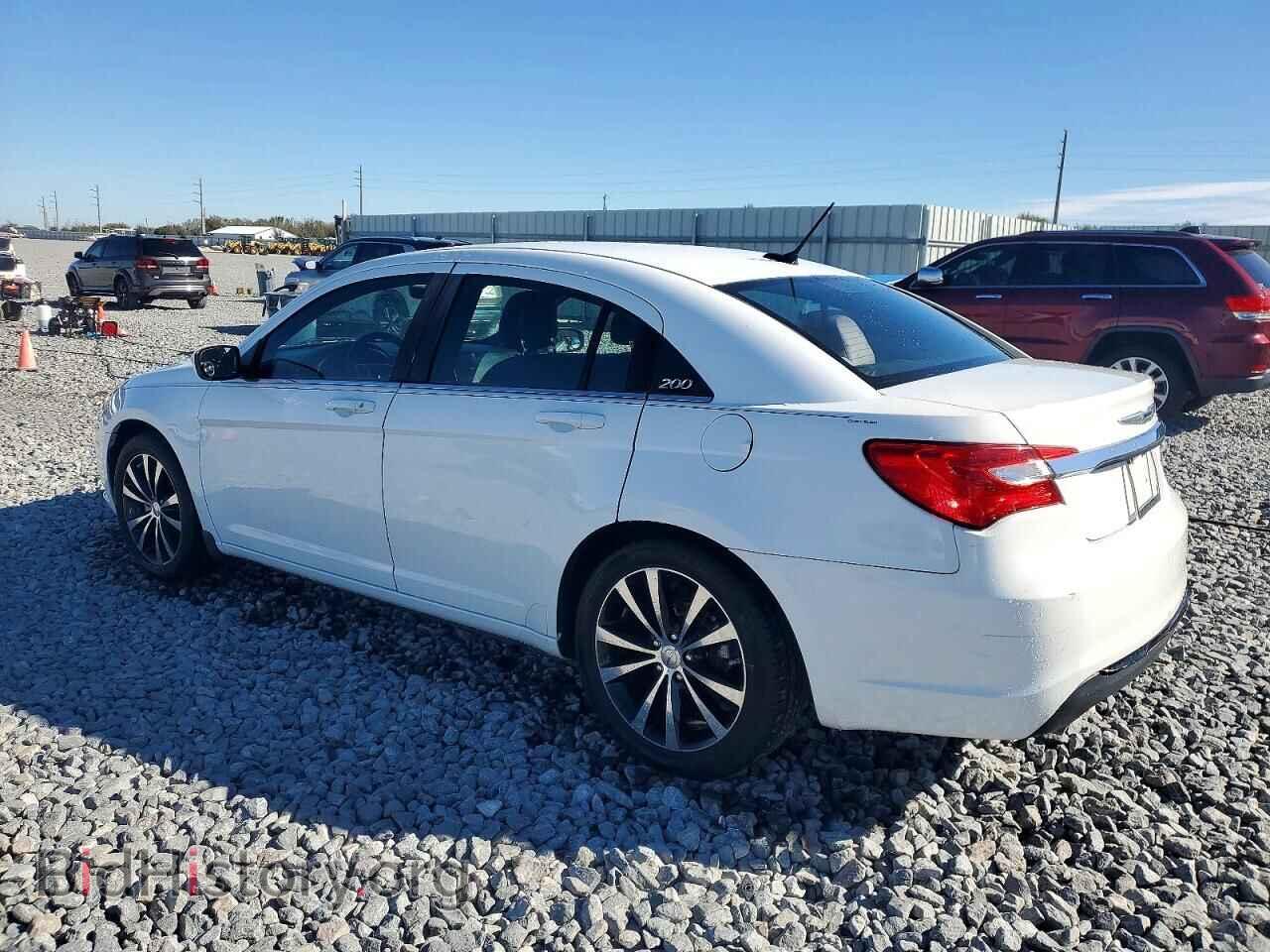 2013 CHRYSLER 200 - VIN: 1C3CCBBG5DN720174 - Фото 2