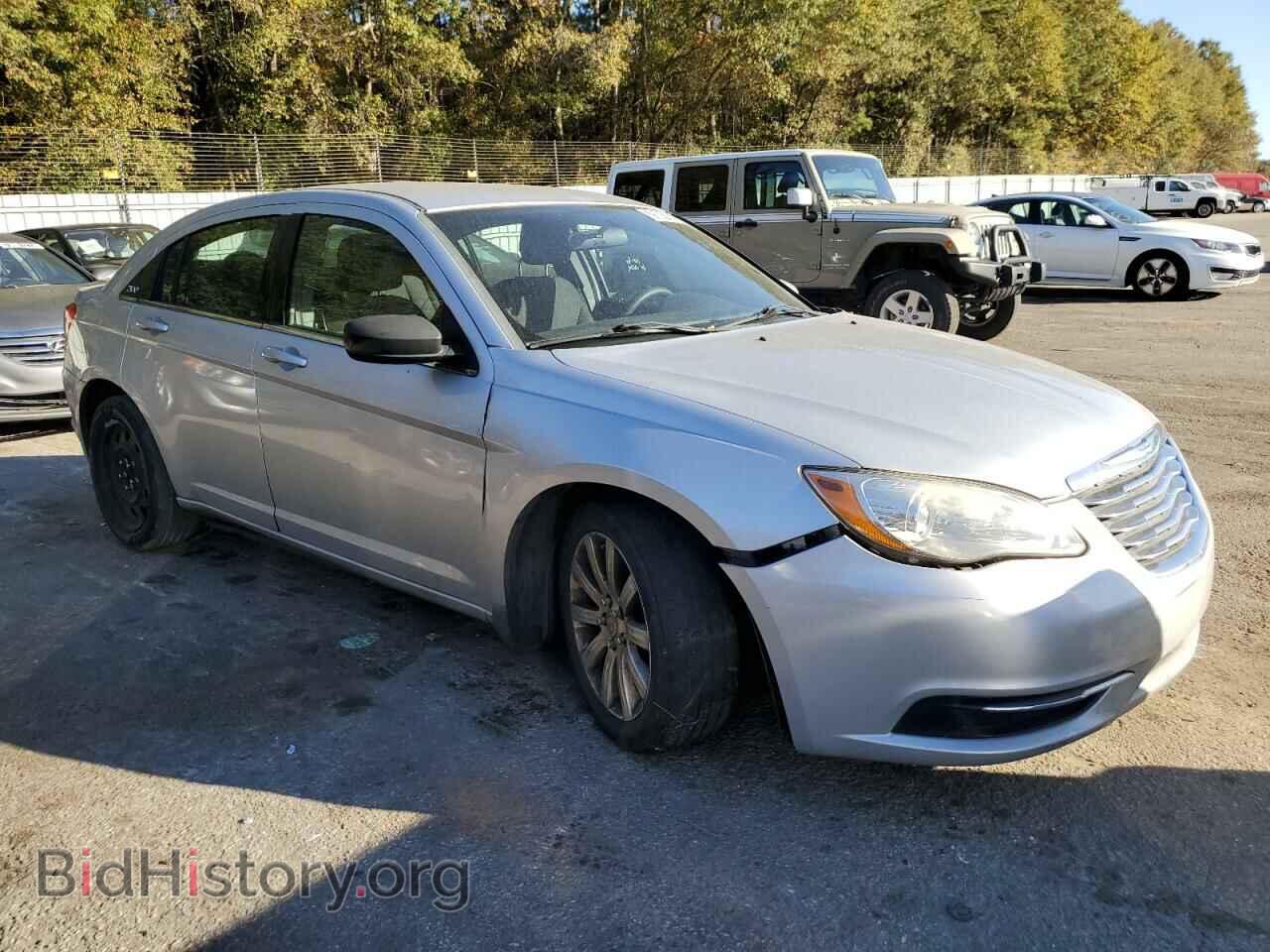 2012 CHRYSLER 200 - VIN: 1C3CCBAB0CN305302 - Photo 4