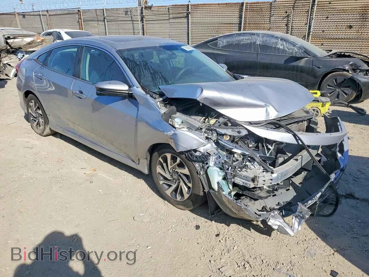 2017 HONDA CIVIC - VIN: 19XFC2F70HE200770 - Фото 4