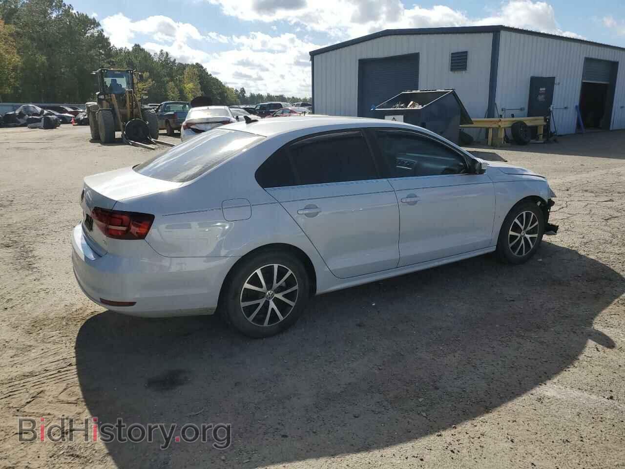 2017 VOLKSWAGEN JETTA - VIN: 3VWDB7AJ5HM242574 - Фото 3