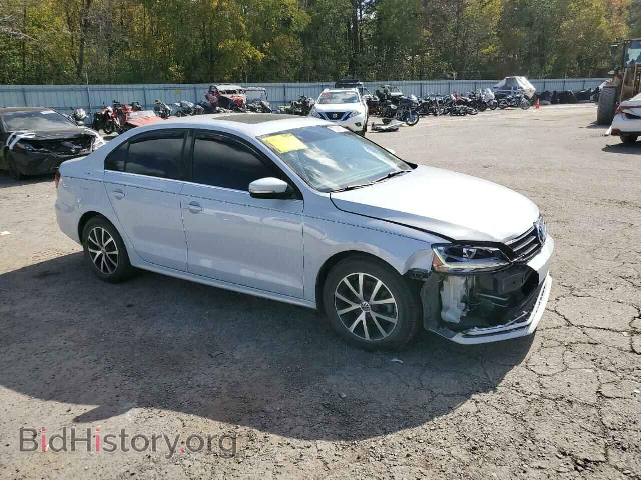 2017 VOLKSWAGEN JETTA - VIN: 3VWDB7AJ5HM242574 - Фото 4