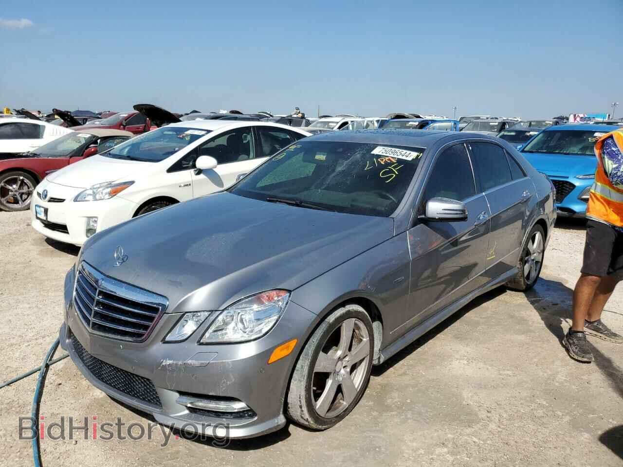 Фотография WDDHF5KB3CA641712 - MERCEDES-BENZ E-CLASS 2012