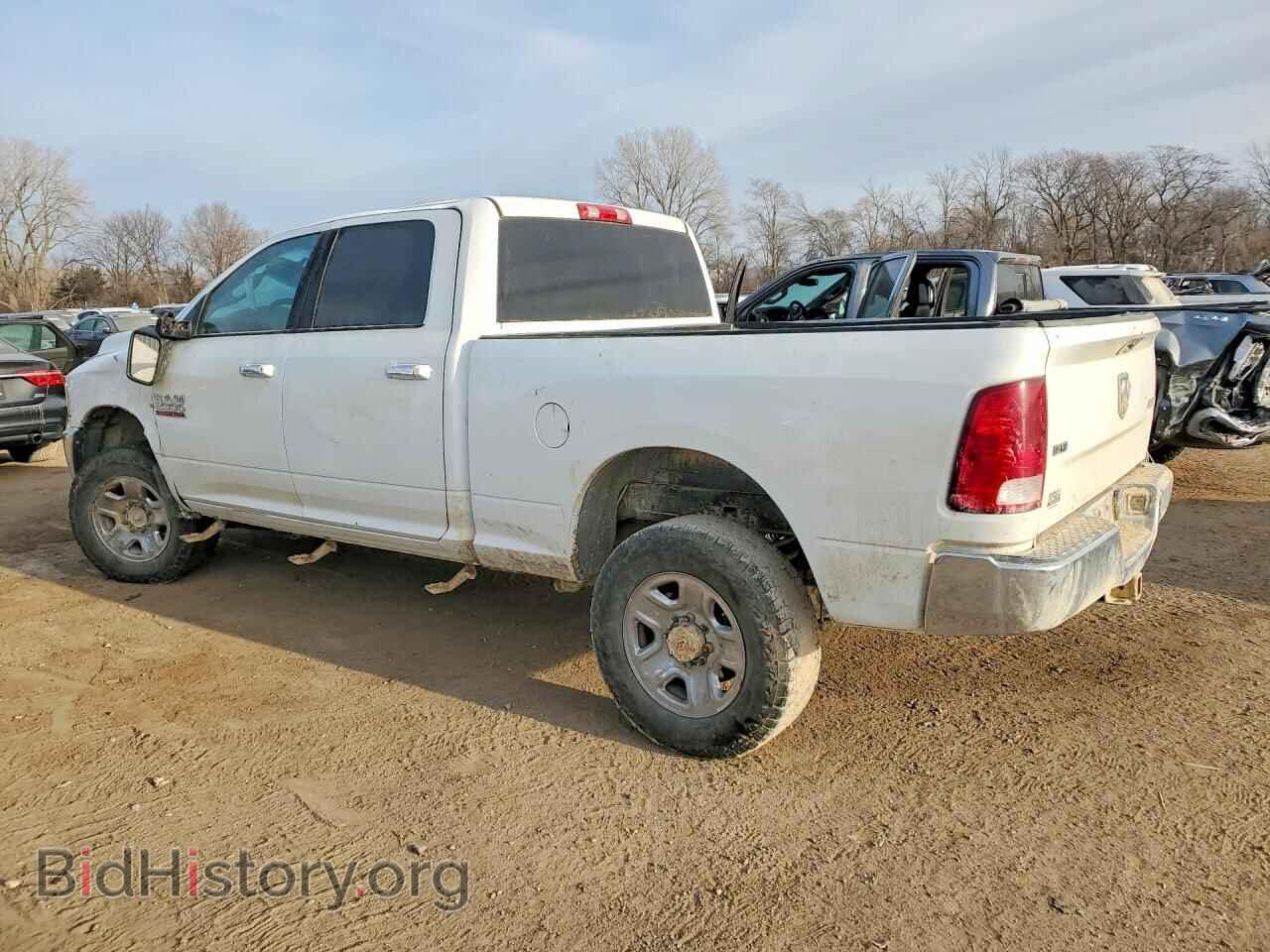 2017 RAM All Models - VIN: 3C6UR5DL4HG535601 - Фото 2