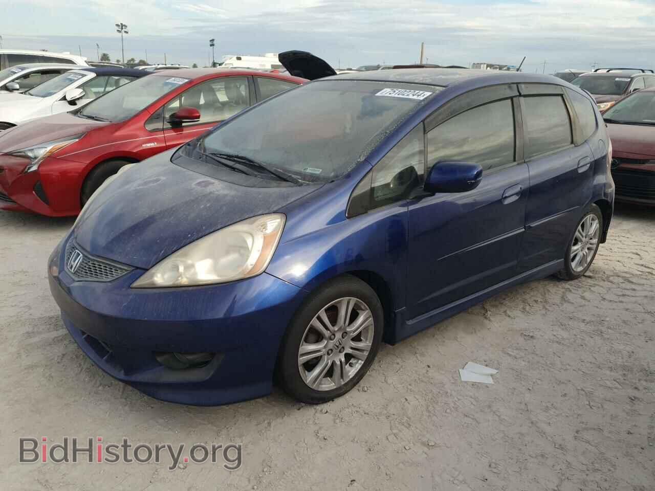 Фотография JHMGE8H59BC021833 - HONDA FIT 2011