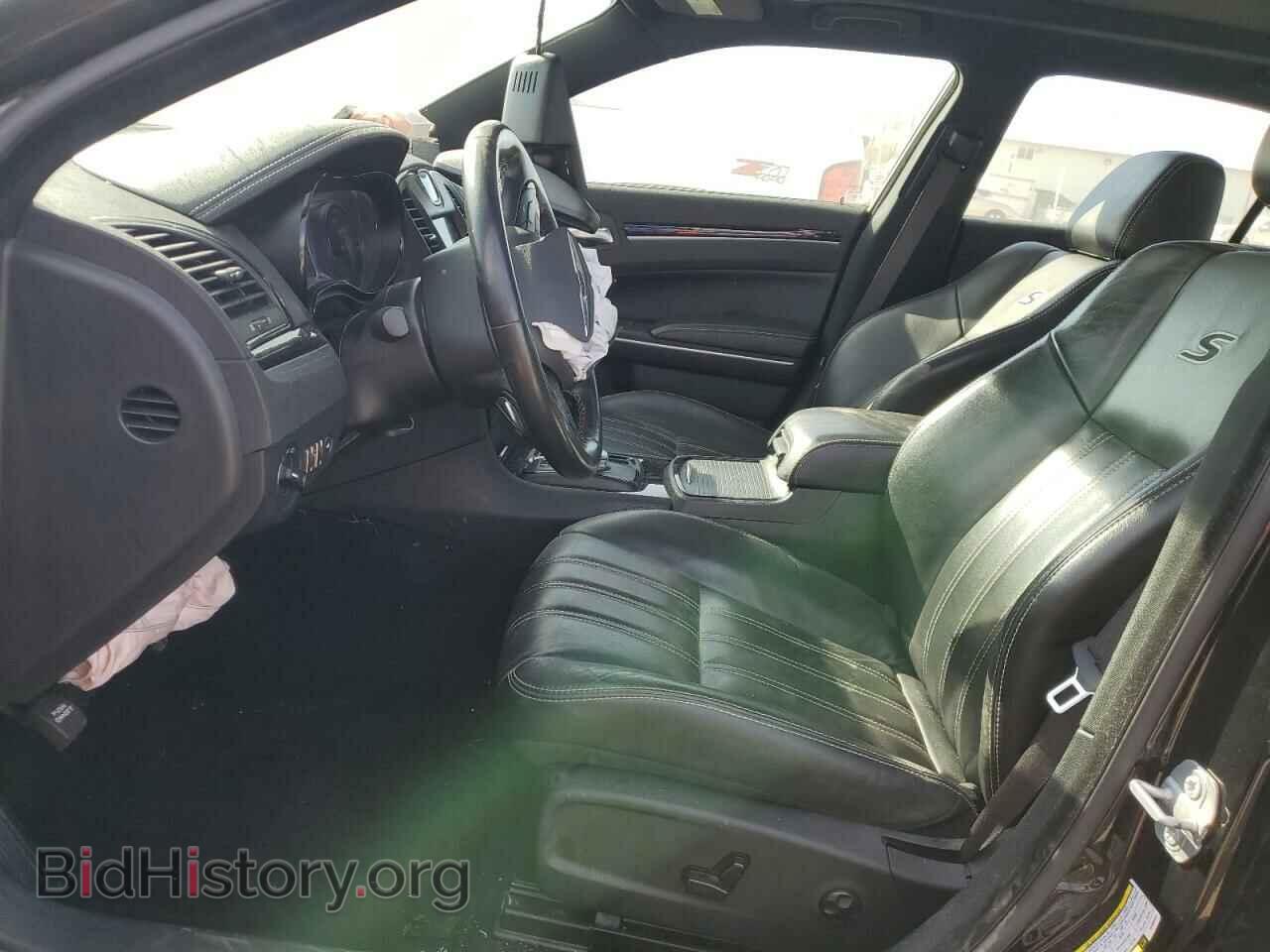 2019 CHRYSLER 300 - VIN: 2C3CCABG7KH686061 - Фото 7