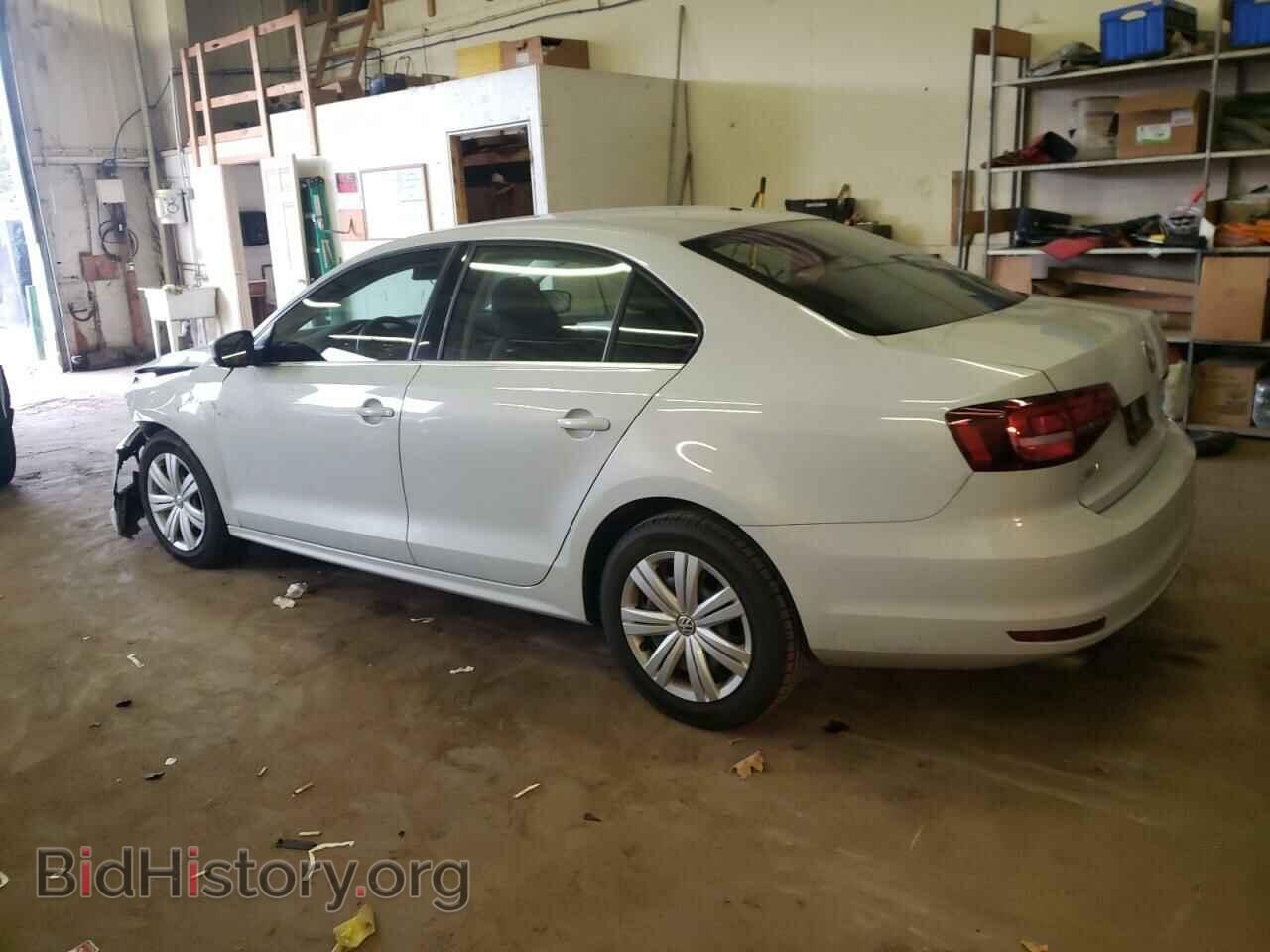 2017 VOLKSWAGEN JETTA - VIN: 3VW2B7AJXHM329362 - Фото 2
