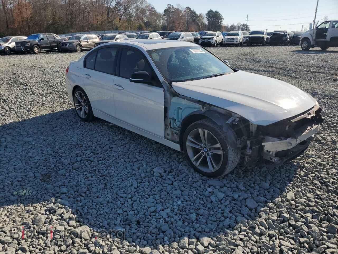 2013 BMW 3 SERIES - VIN: WBA3A5C52DF357128 - Фото 4