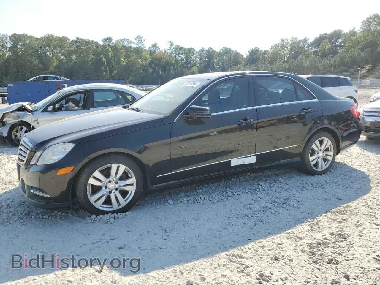 Photo WDDHF9FB8DA747401 - MERCEDES-BENZ E-CLASS 2013