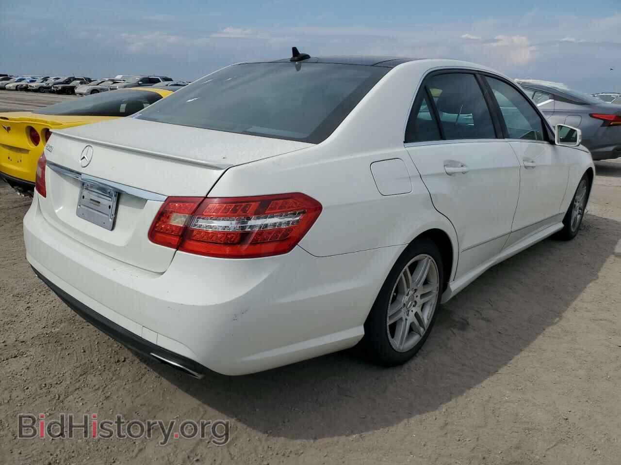 2011 MERCEDES-BENZ E-CLASS - VIN: WDDHF5GB6BA285750 - Фото 3