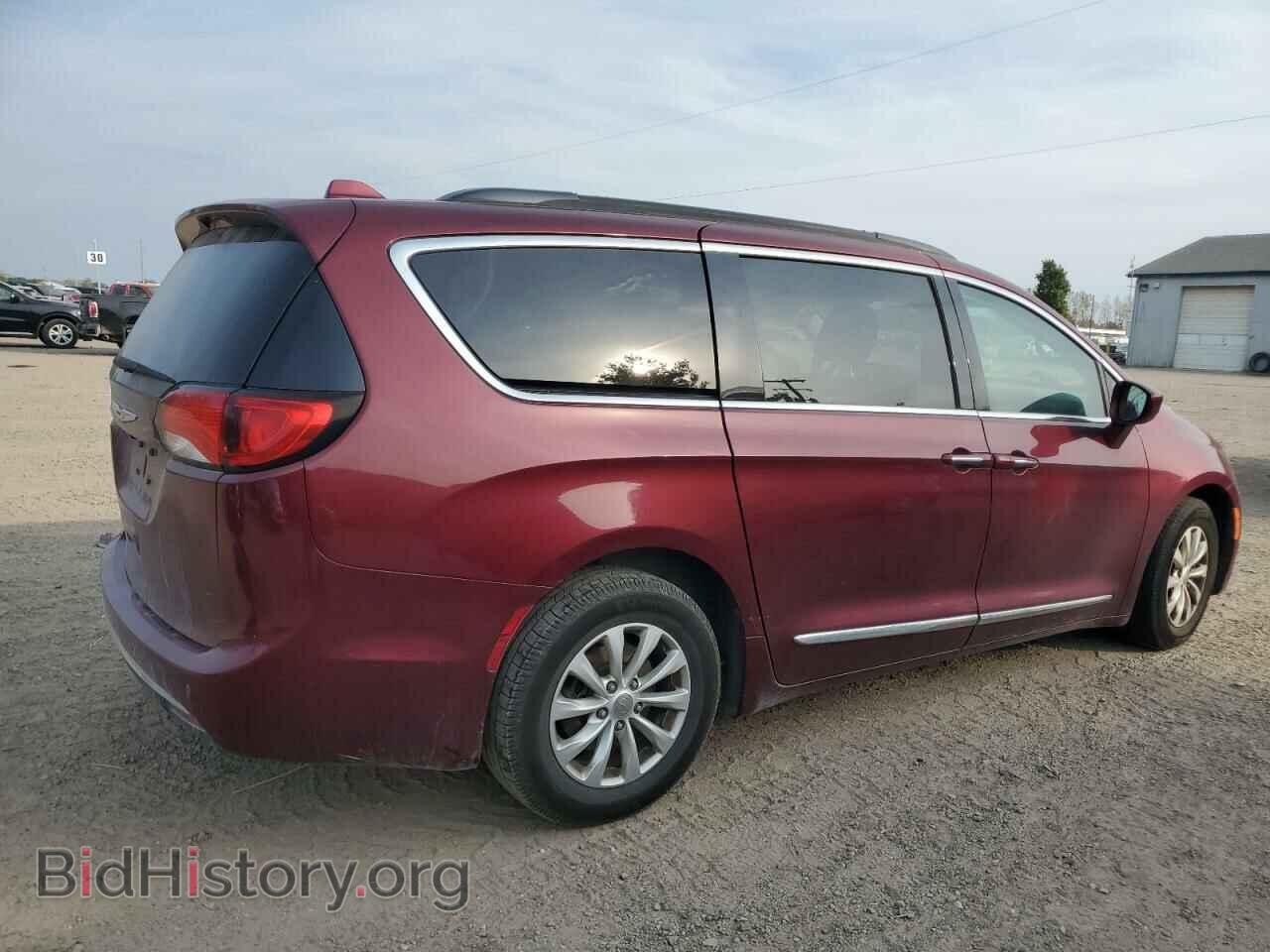 2017 CHRYSLER PACIFICA - VIN: 2C4RC1BG6HR608251 - Фото 3