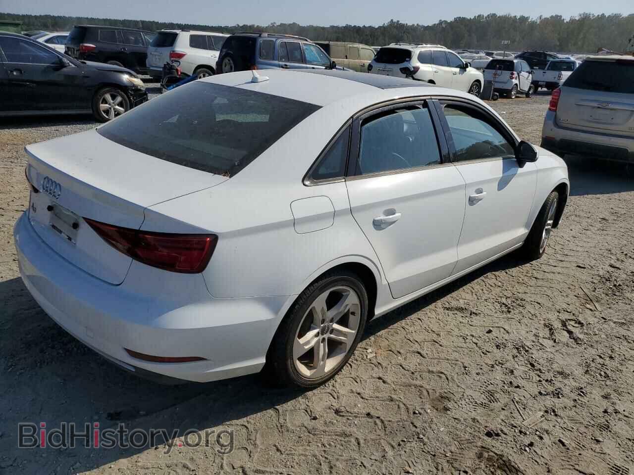 2017 AUDI A3 - VIN: WAUAUGFF6H1054869 - Фото 3