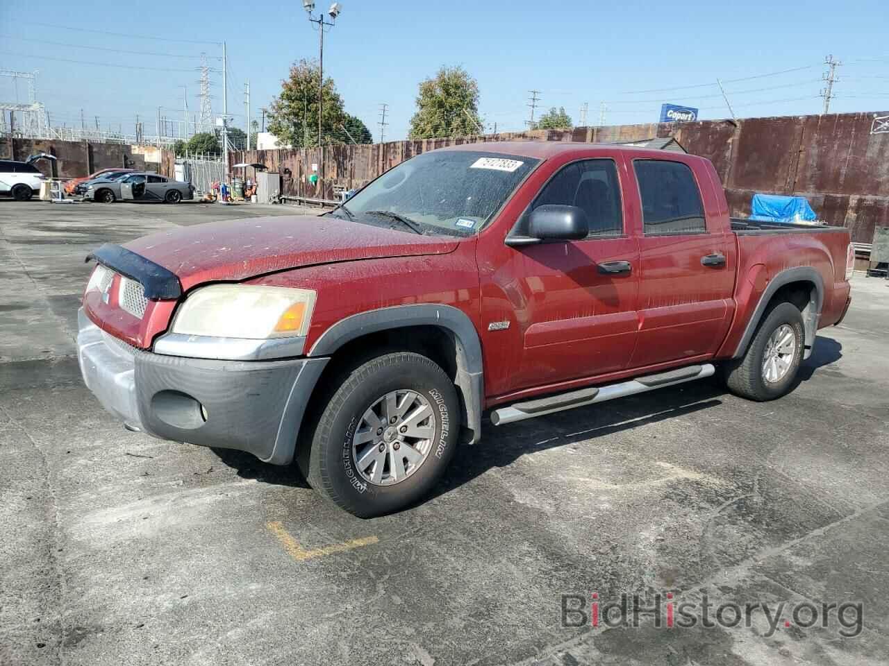 Photo 1Z7HC38KX6S500878 - MITSUBISHI RAIDER 2006