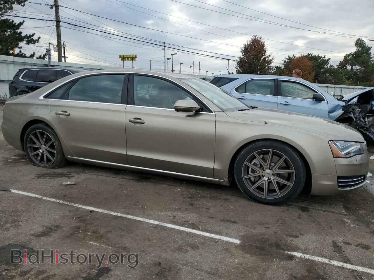2011 AUDI A8 - VIN: WAURVAFD6BN009765 - Фото 4