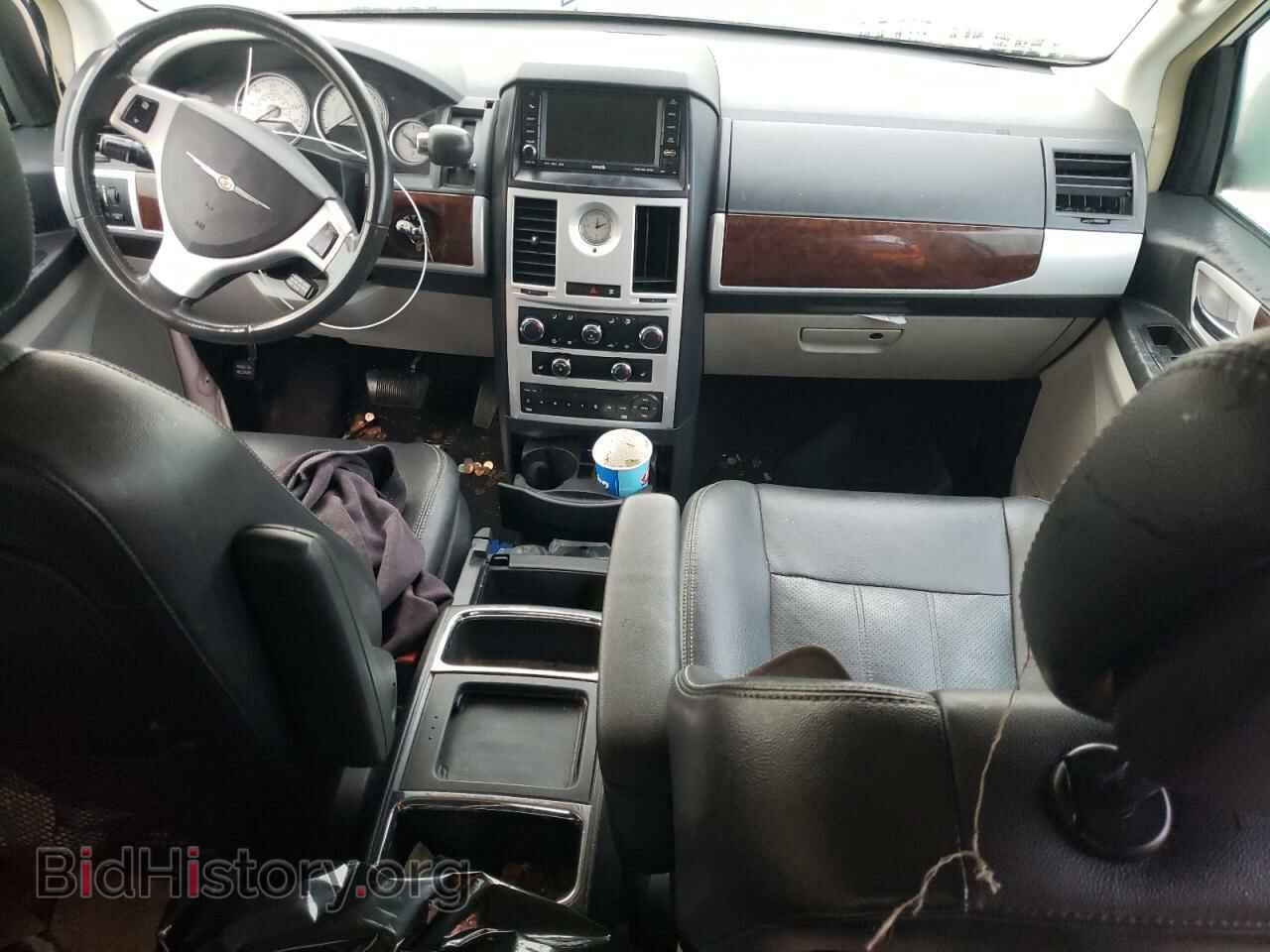 2010 CHRYSLER MINIVAN - VIN: 2A4RR8D13AR480485 - Photo 8