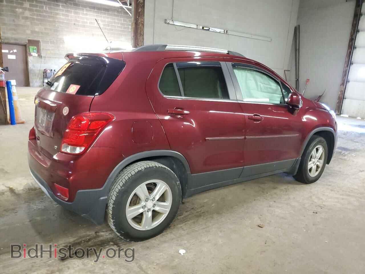 2017 CHEVROLET TRAX - VIN: 3GNCJPSB8HL211339 - Фото 3