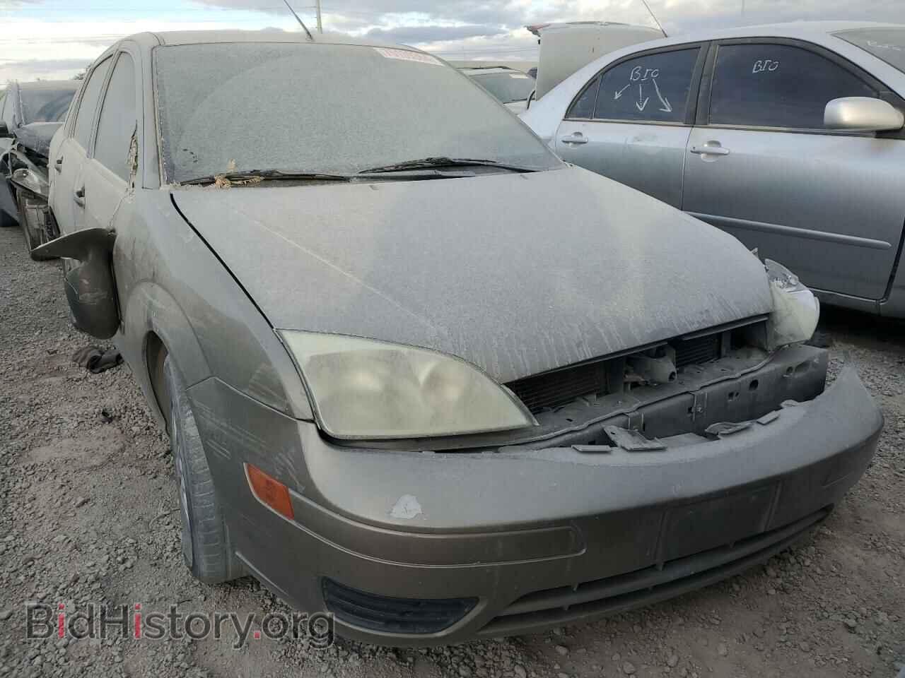 2005 FORD FOCUS - VIN: 1FAFP34N75W314705 - Фото 5