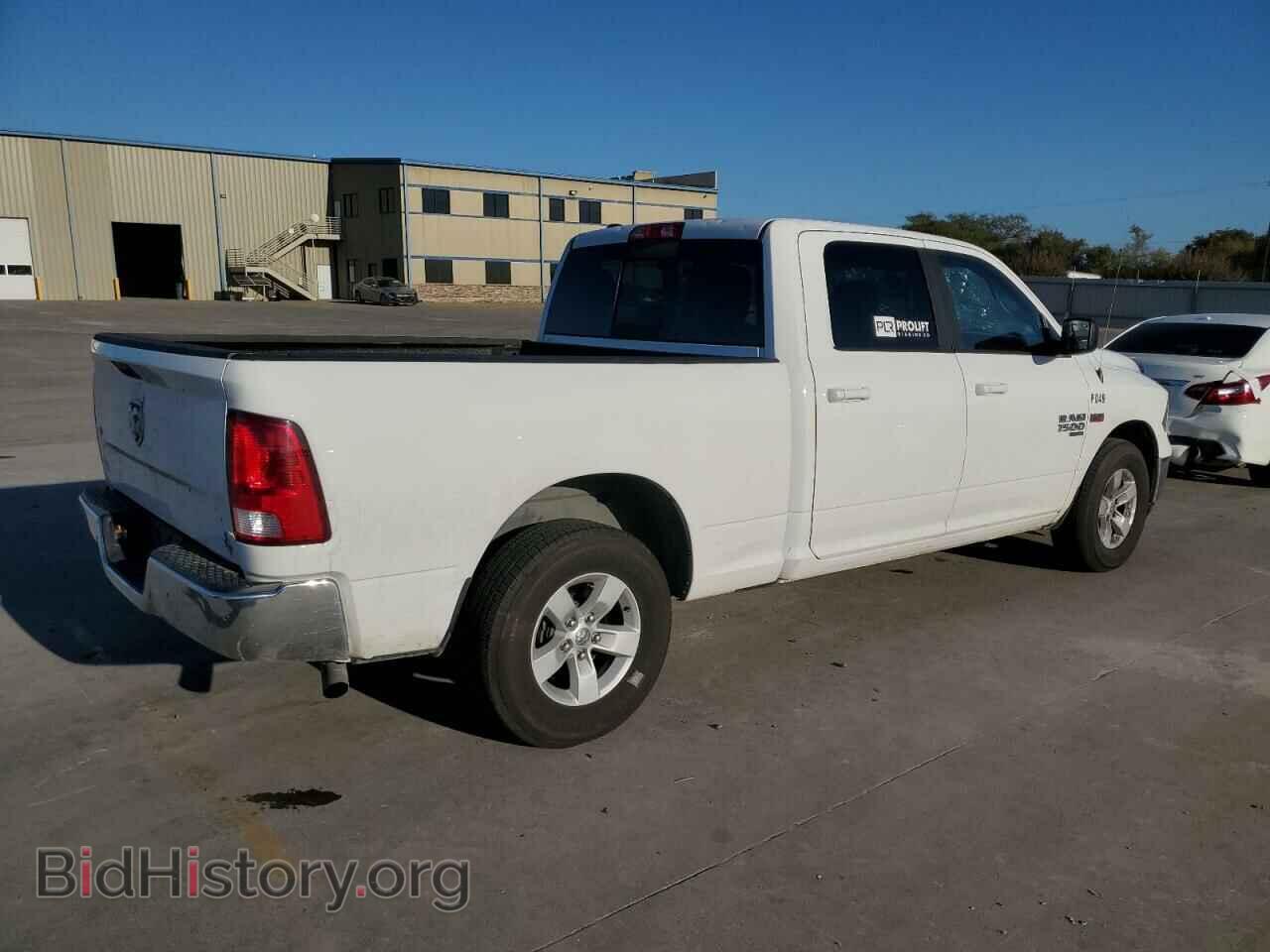 2019 RAM 1500 - VIN: 1C6RR6TT6KS683293 - Фото 3