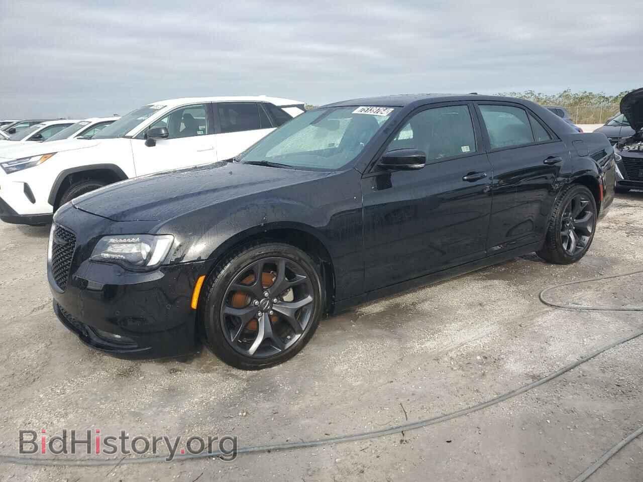 Фотография 2C3CCABG4PH585406 - CHRYSLER 300 2023