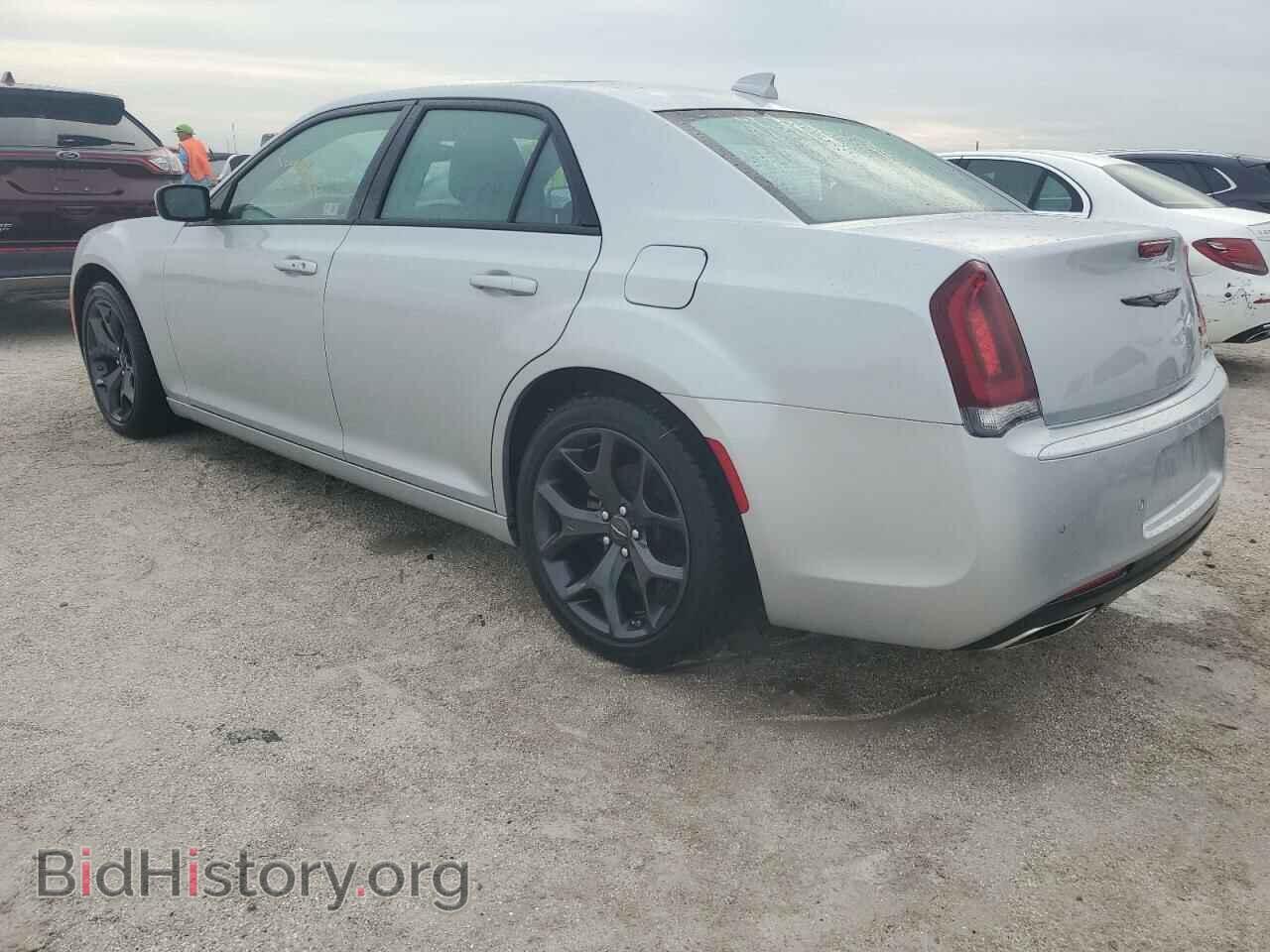 2023 CHRYSLER 300 - VIN: 2C3CCABG2PH633386 - Фото 2