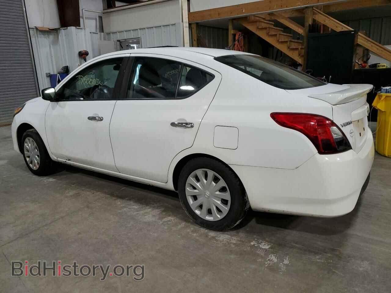 2018 NISSAN VERSA - VIN: 3N1CN7APXJL856321 - Фото 2