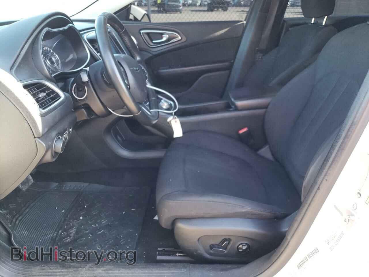 2016 CHRYSLER 200 - VIN: 1C3CCCAB3GN102142 - Фото 7