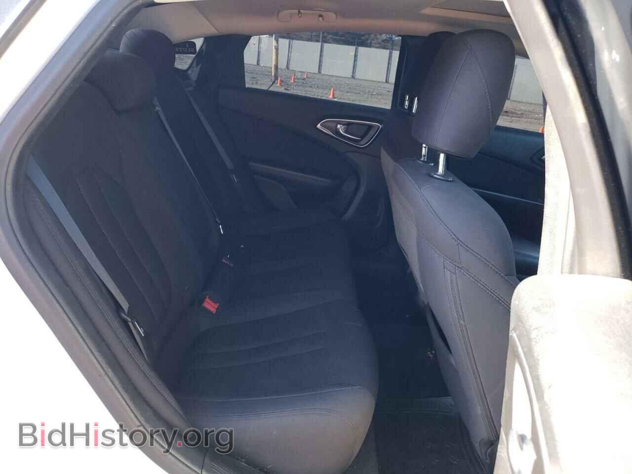 2016 CHRYSLER 200 - VIN: 1C3CCCAB3GN102142 - Фото 10