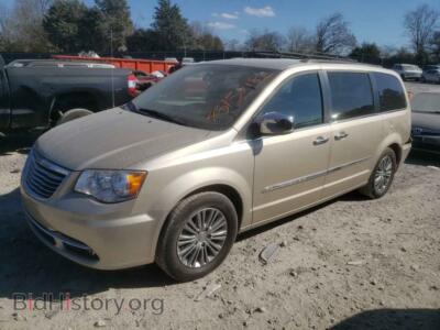 2014 Chrysler MINIVAN Town & COU, бежевый — VIN 2C4RC1CG2ER261883, Copart