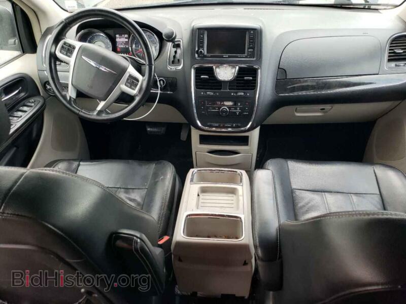 2015 Chrysler MINIVAN (VIN 2C4RC1BG3FR696396) — photo 8 of 13