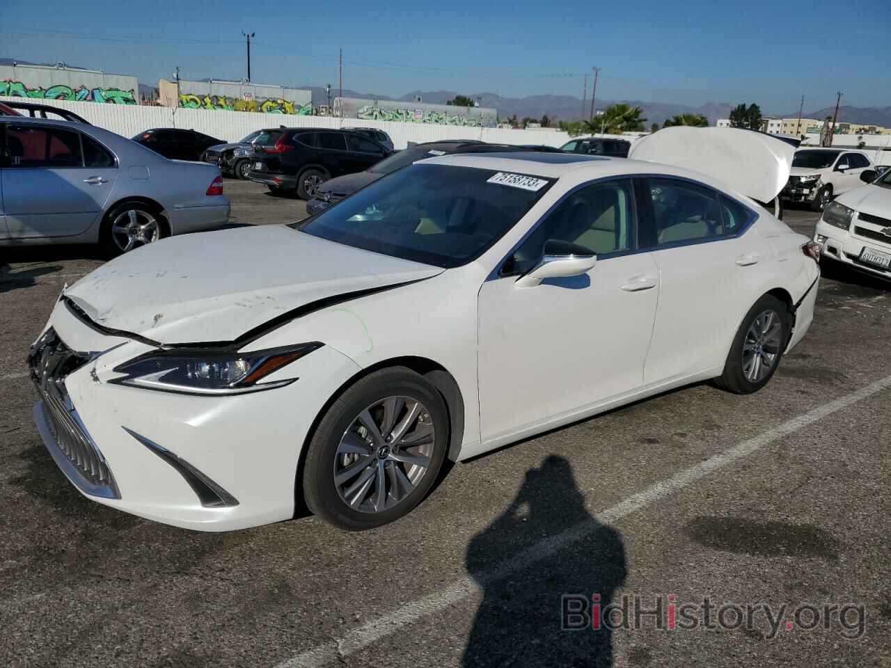 Photo 58ACZ1B1XMU090601 - LEXUS ES350 2021