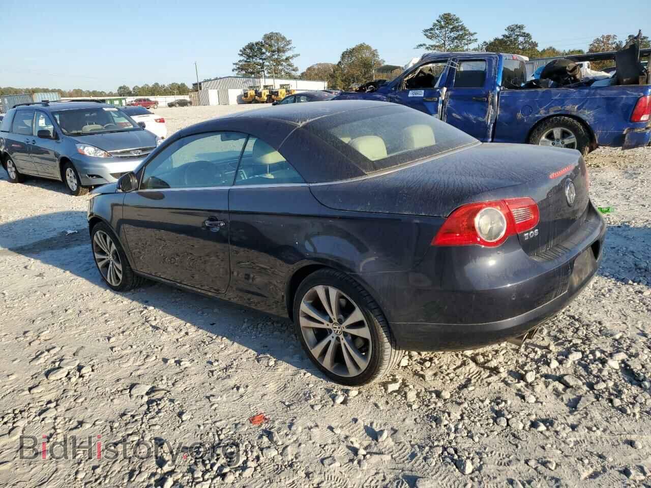 2008 VOLKSWAGEN EOS - VIN: WVWDB71F98V031415 - Фото 2