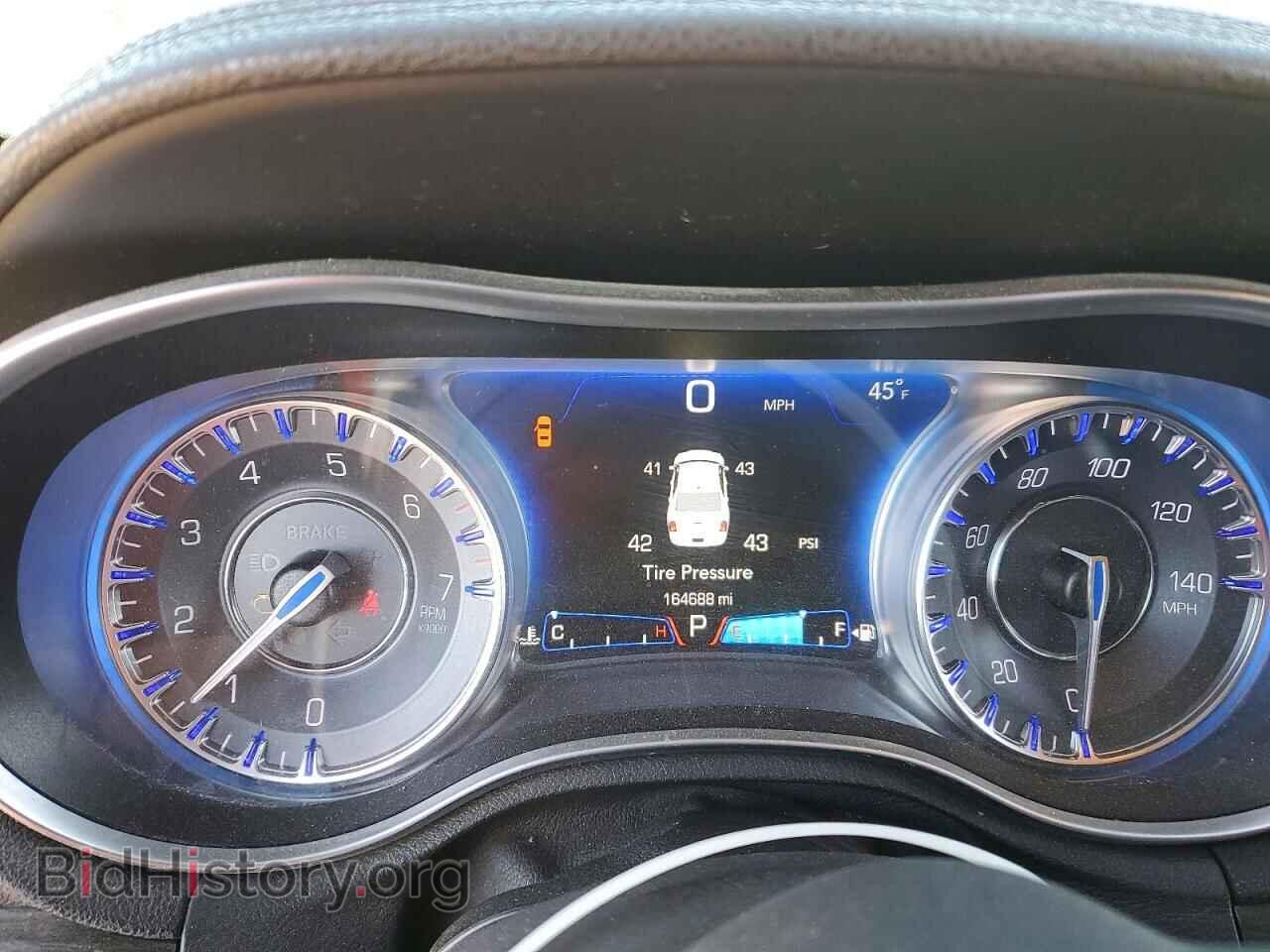 2016 CHRYSLER 300 - VIN: 2C3CCARG8GH213105 - Фото 9