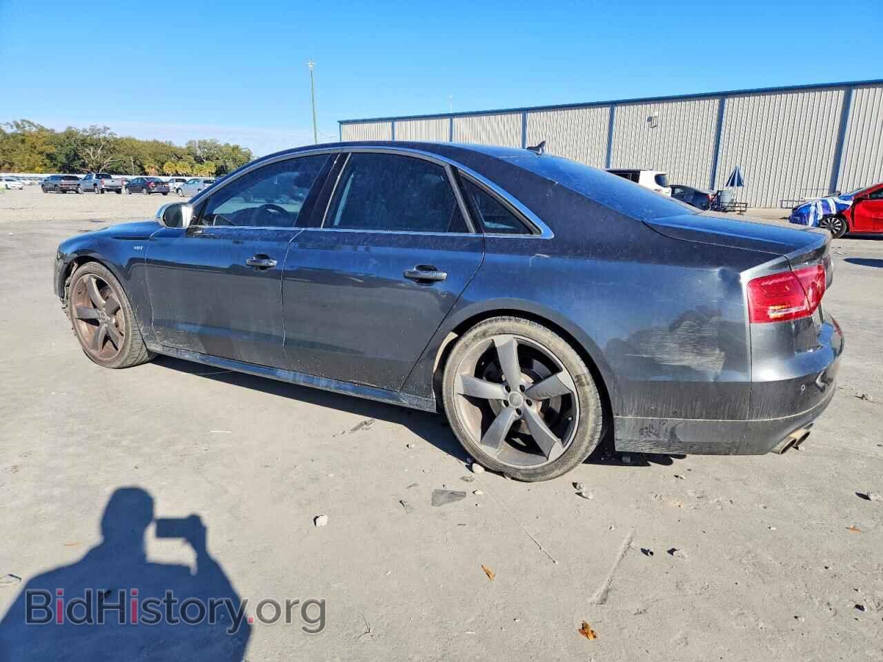 2014 AUDI S8 - VIN: WAUD2AFD8EN010519 - Фото 2
