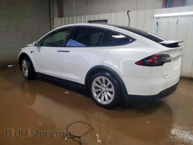 2019 Tesla MODEL X (VIN 5YJXCBE41KF186763) — фото 2 из 13