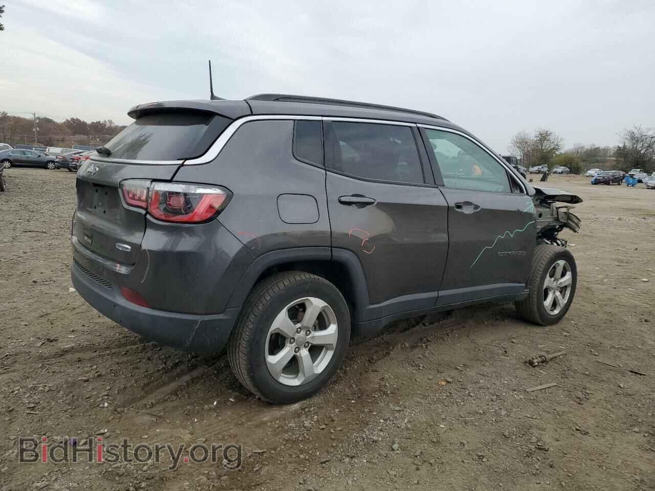 2017 JEEP COMPASS - VIN: 3C4NJDBB0HT672289 - Фото 3