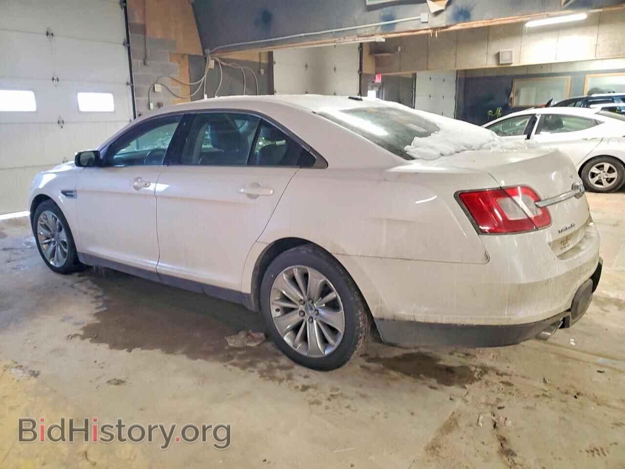 2011 FORD TAURUS - VIN: 1FAHP2FW7BG105477 - Фото 2