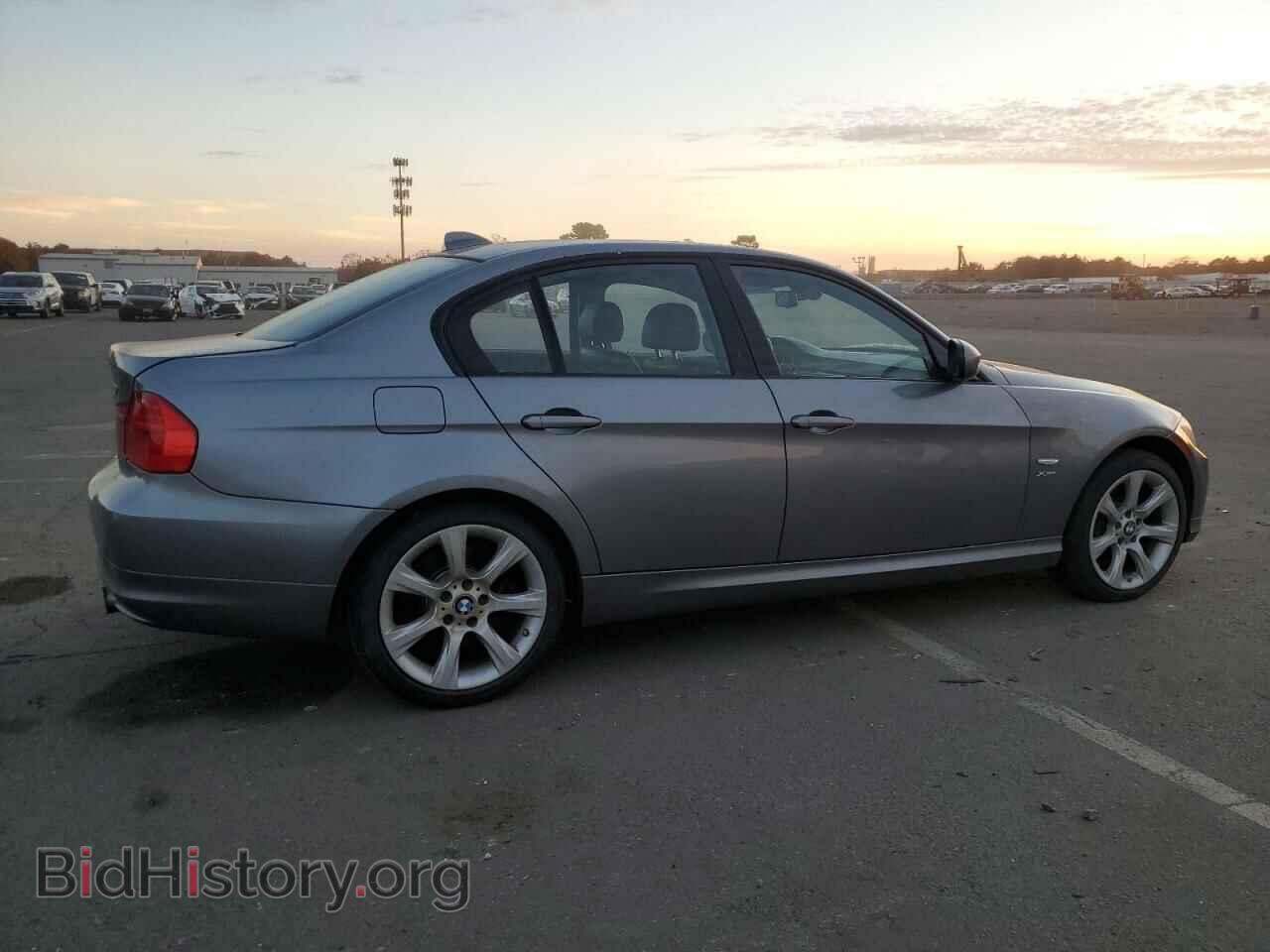 2011 BMW 3 SERIES - VIN: WBAPL5C55BA742592 - Фото 3