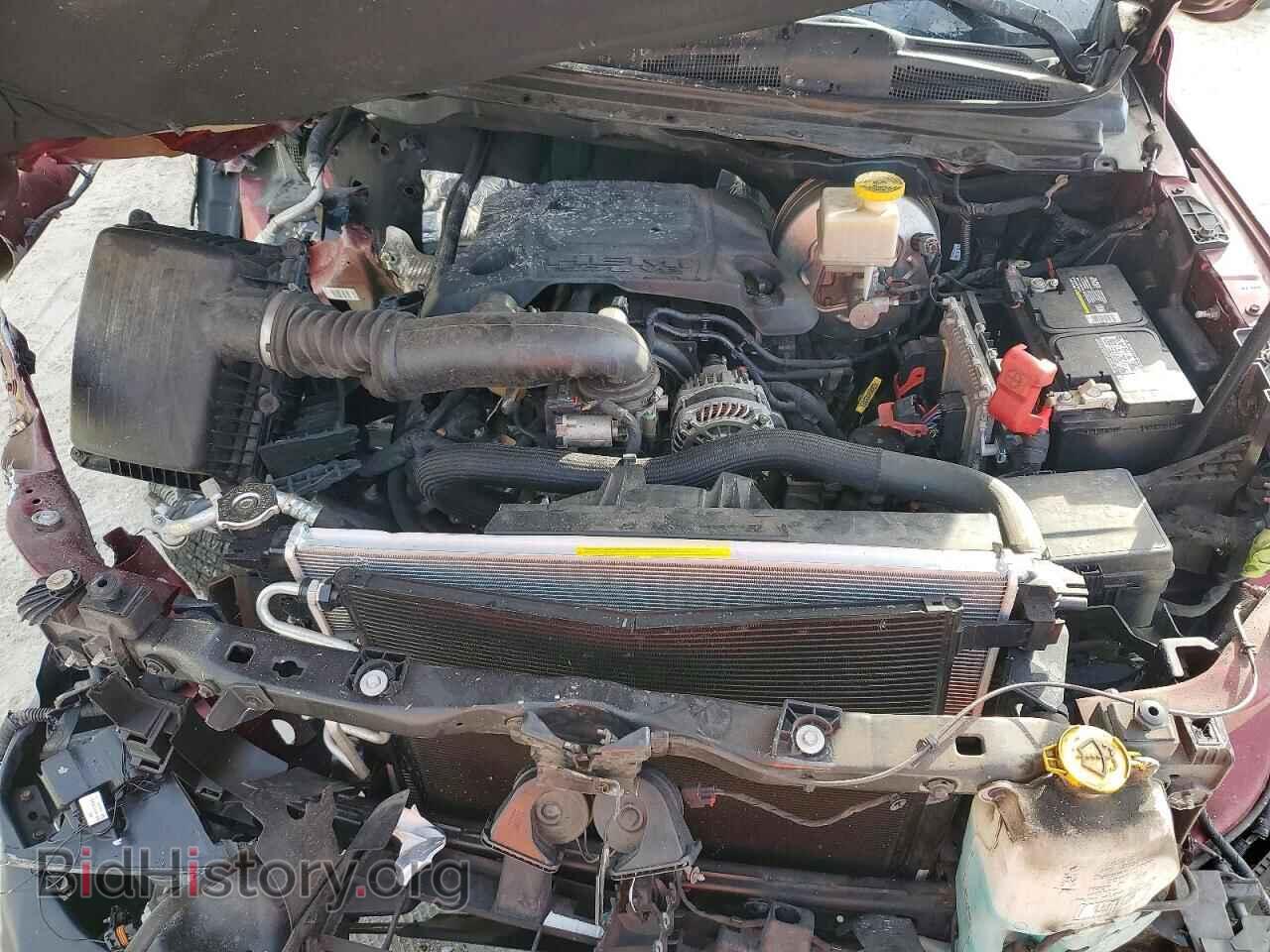 2019 RAM 1500 - VIN: 1C6RREGT2KN527139 - Фото 11