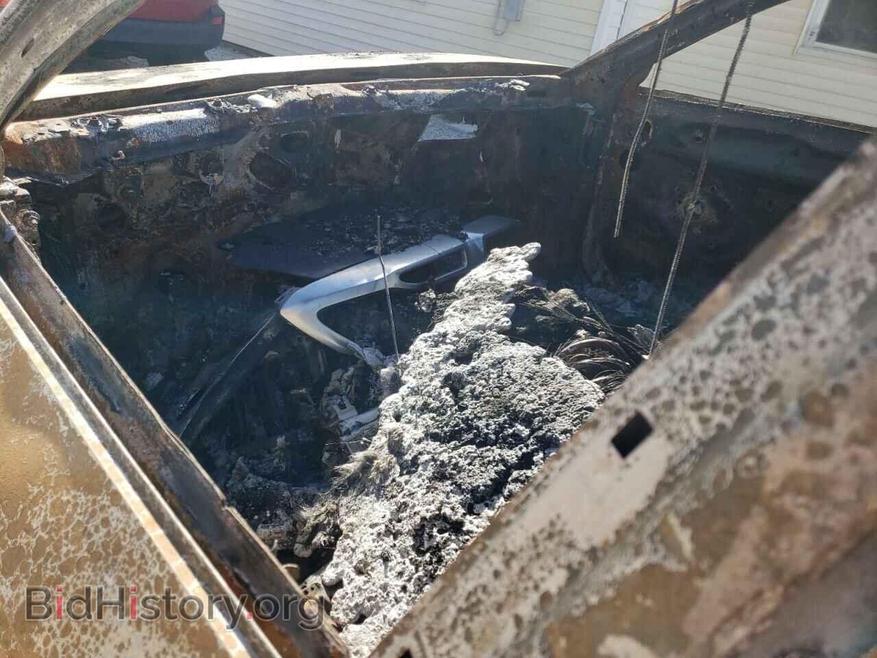 2017 AUDI A4 - VIN: WAUDNAF49HN044111 - Фото 8