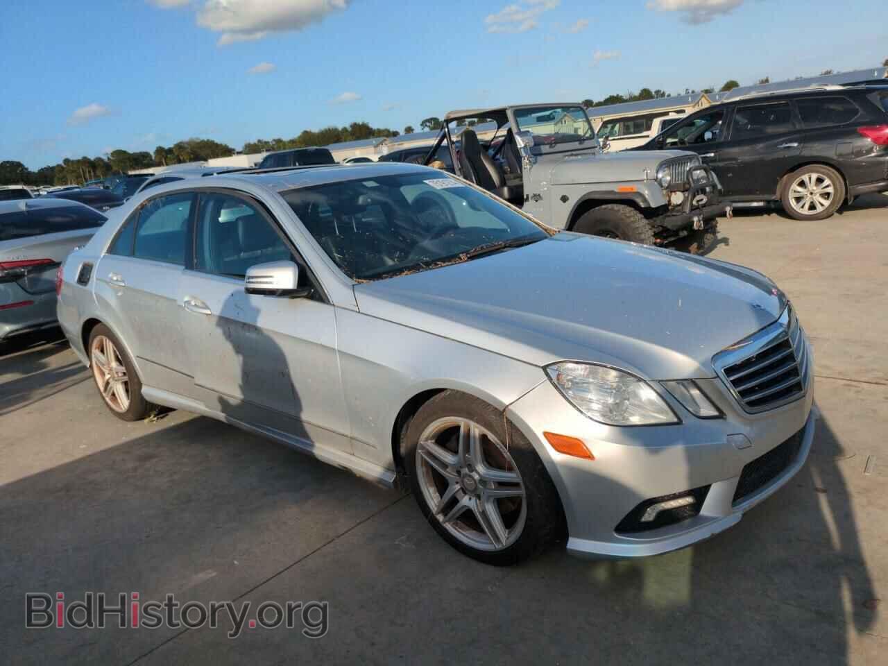 2011 MERCEDES-BENZ E-CLASS - VIN: WDDHF5GBXBA509408 - Фото 4