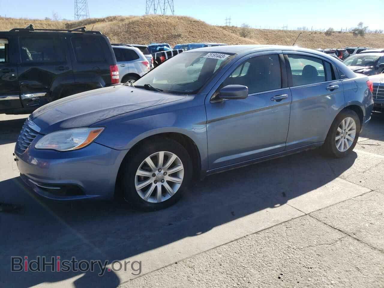 Photo 1C3BC1FB5BN521045 - CHRYSLER 200 2011