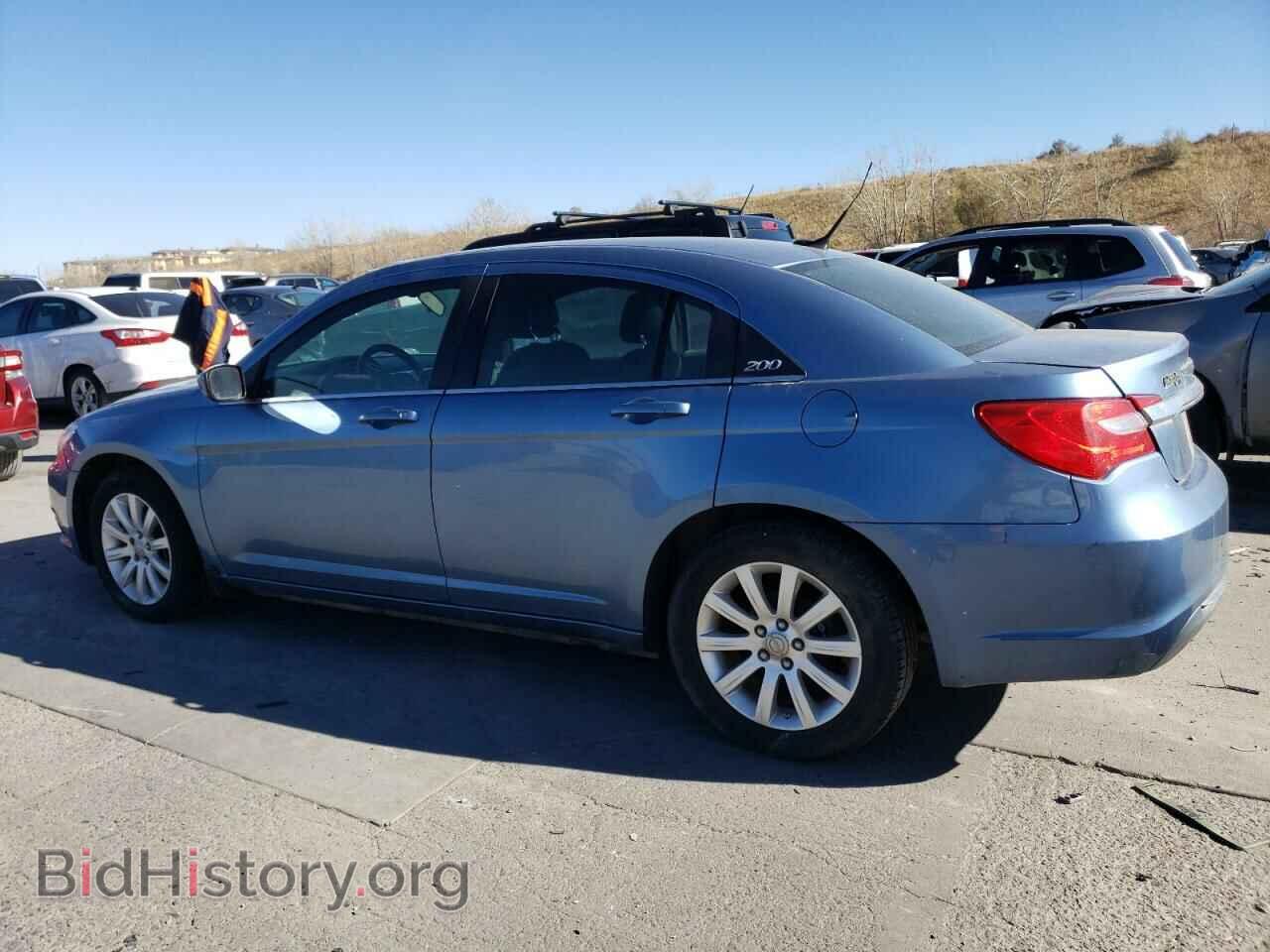 2011 CHRYSLER 200 - VIN: 1C3BC1FB5BN521045 - Фото 2